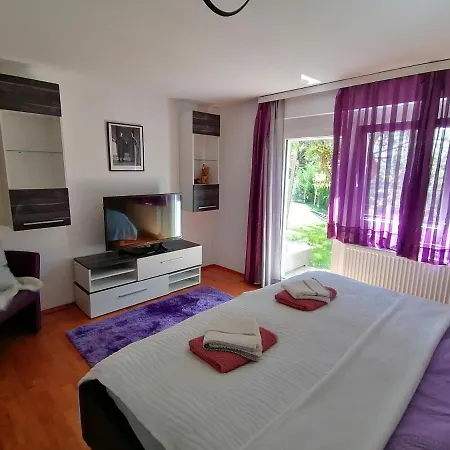 Daire Ferienwohnung Bluemelring Flatschach